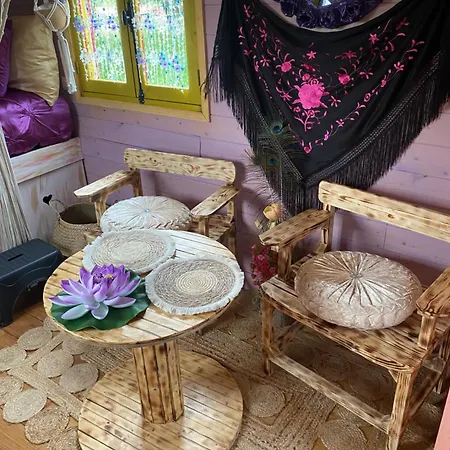 Roulotte Pour Nuit En Amoureux Equipee.. Vakantiehuis Noyelles-sur-Mer